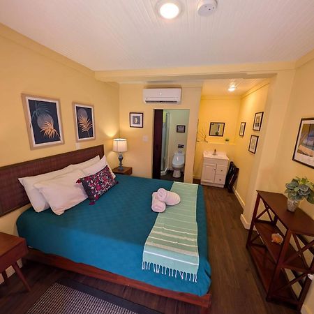 Waterside Inn Vieques Extérieur photo